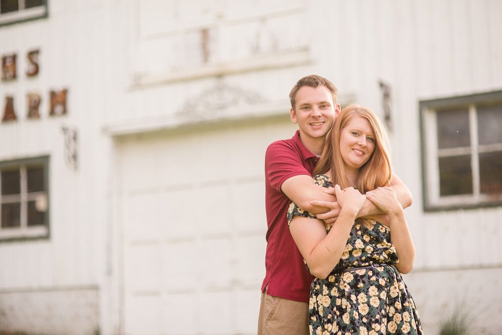 Hollyberry Studio captures romantic engagement session at  Kuhs Estate and Farm