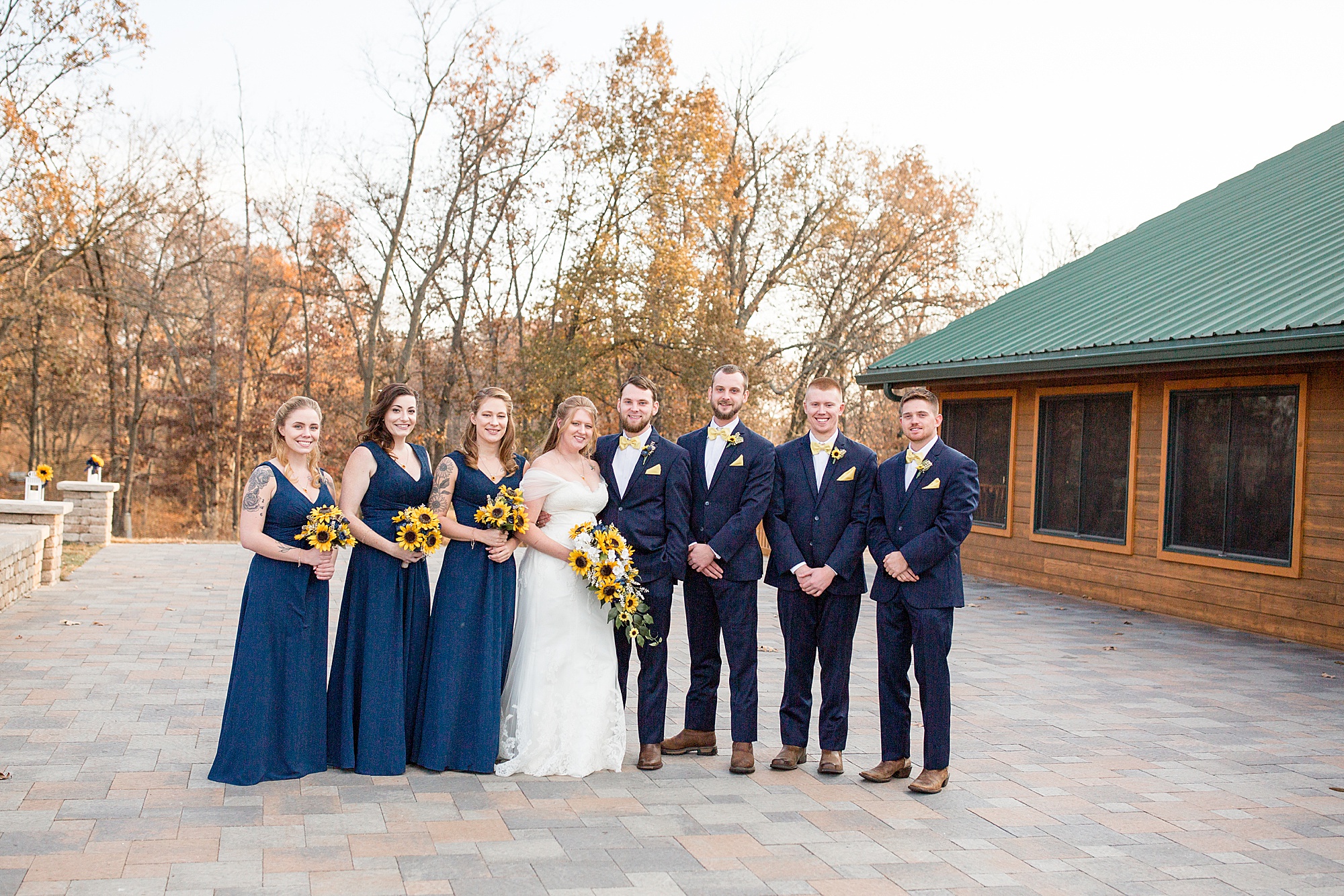 Quail Ridge Lodge wedding party with bride and groom